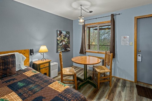 The Lookout Lodge - image 34