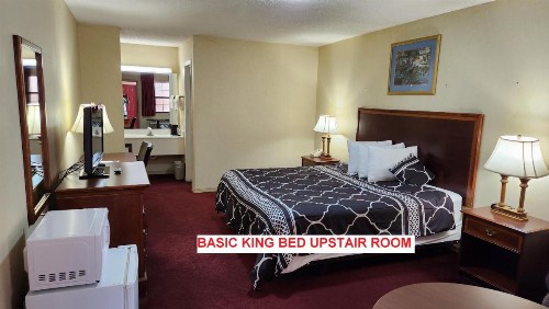 Swiss Village Inn - image 46