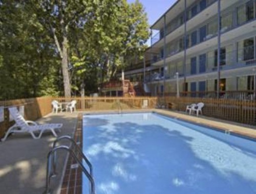 Ozarka Lodge Eureka Springs - image 10