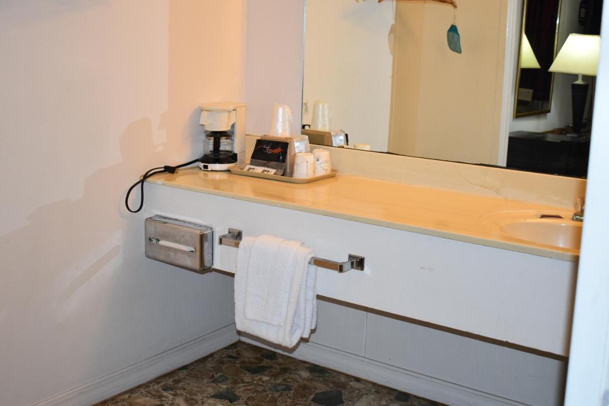 Thurman's Lodge - image 7