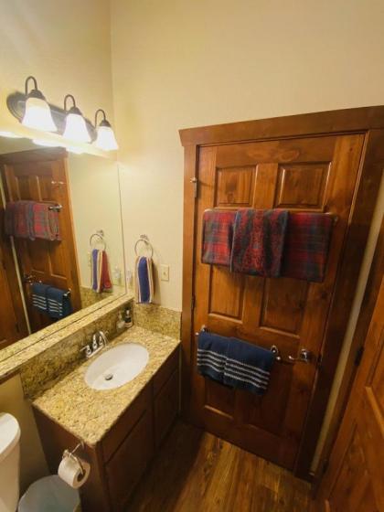All Seasons Treehouse Village - image 14