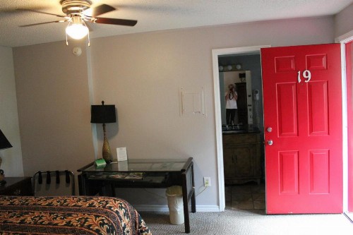 Brydan Suites - image 29