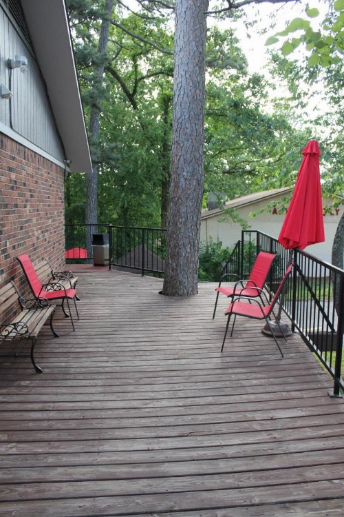 Brydan Suites - image 40