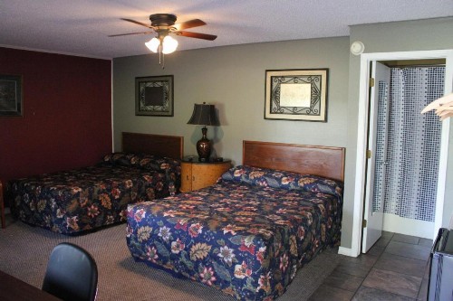 Brydan Suites - image 44