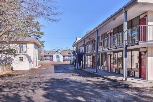 Candlewick Inn - image 28