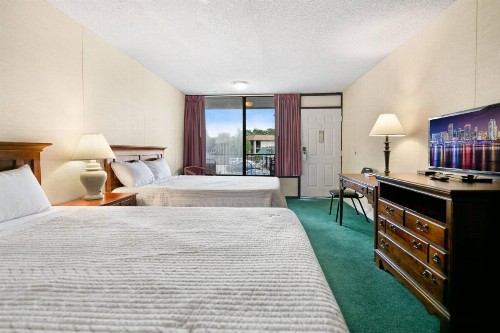 Candlewick Inn - image 34