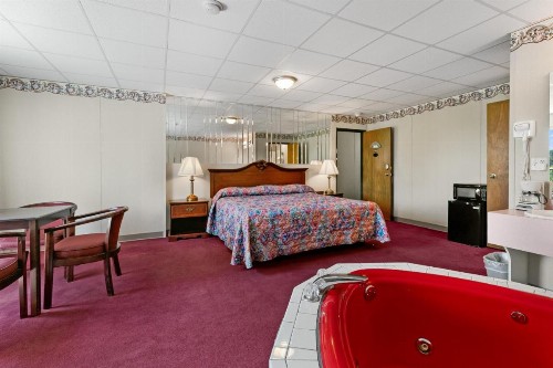 Candlewick Inn - image 47
