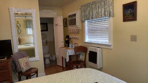 Hidden Springs Bed and Breakfast - image 15