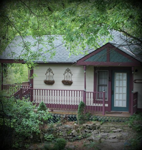 Hidden Springs Bed and Breakfast - image 8