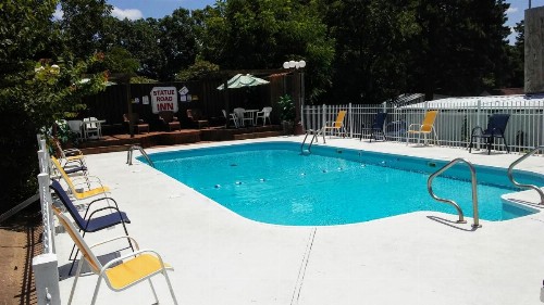 Statue Road Inn Reviews
