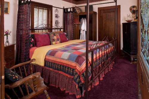 Cliff Cottage Inn - image 22