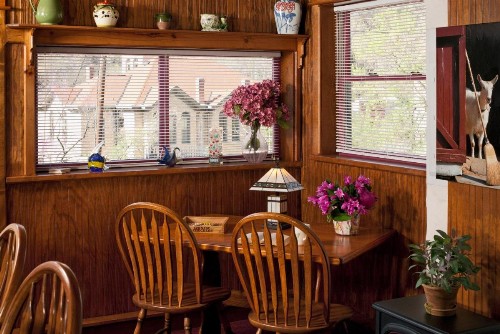 Cliff Cottage Inn - image 32