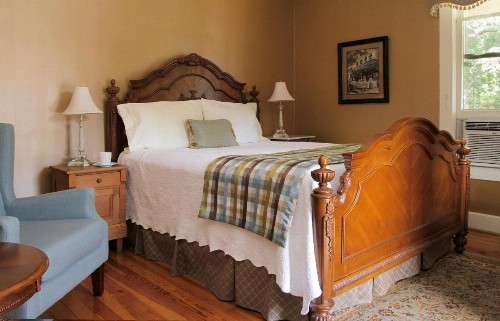 Heartstone Inn - image 19