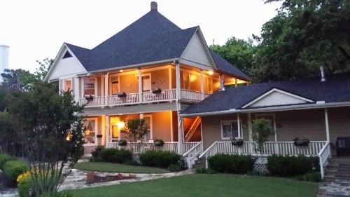 Heartstone Inn - image 6