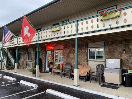 Edelweiss Inn - image 35