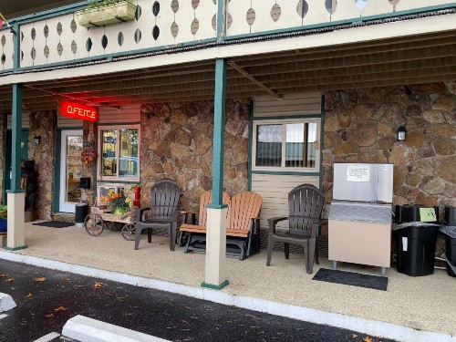 Edelweiss Inn - image 36