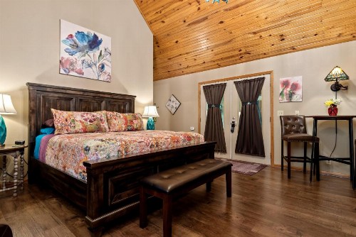 The Woods Cabins - image 23