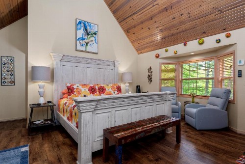 The Woods Cabins - image 40