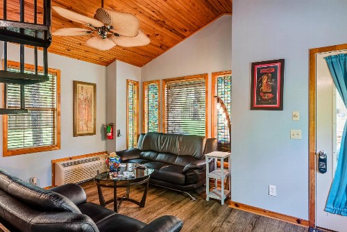 The Woods Cabins - image 5