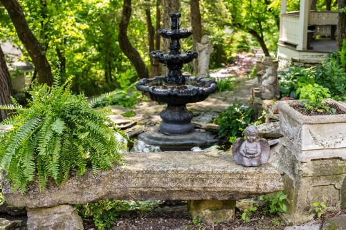 Angel at Rose Hall - image 13