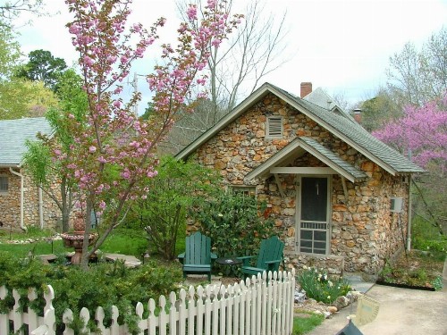Rock Cottage Gardens B&B - image 23