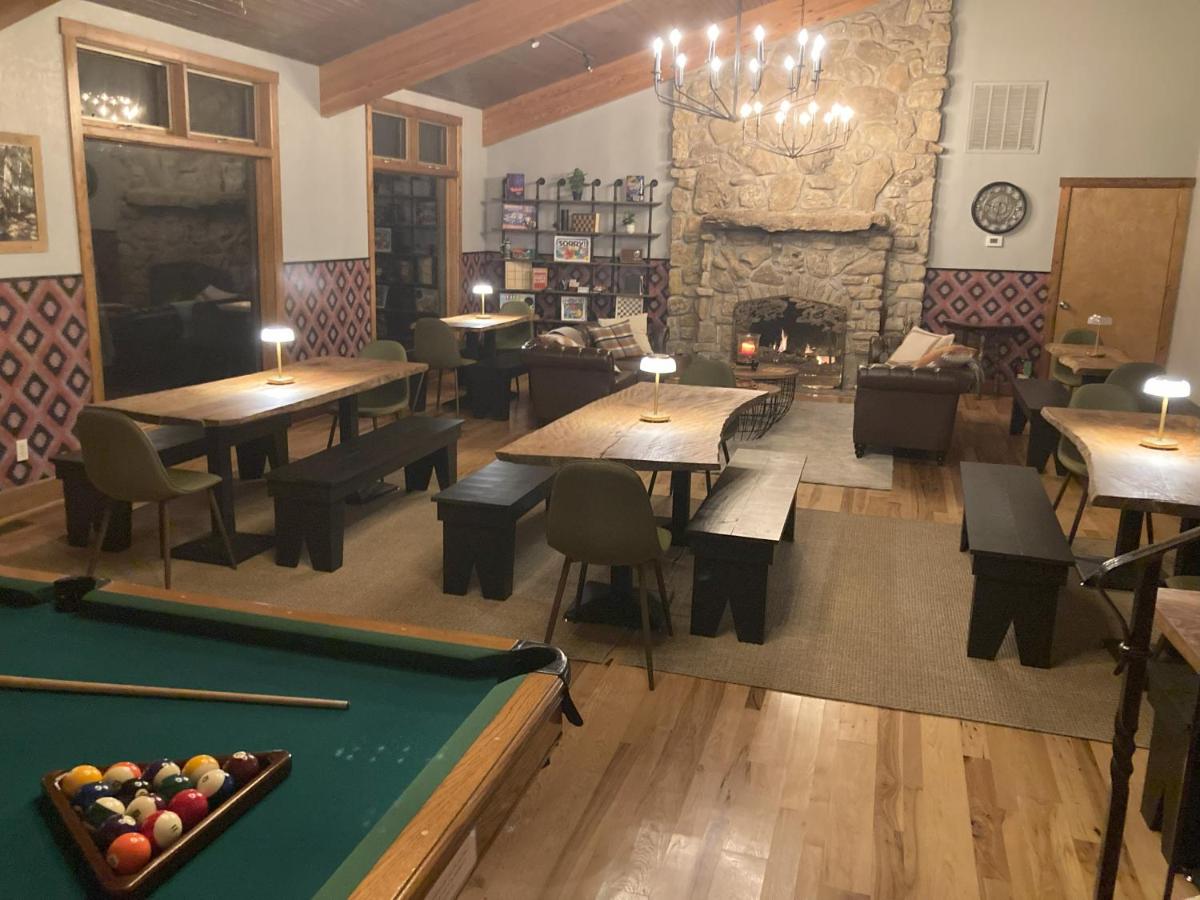 Country Mountain Inn - main image