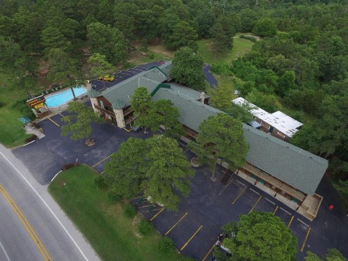 Country Mountain Inn - image 14