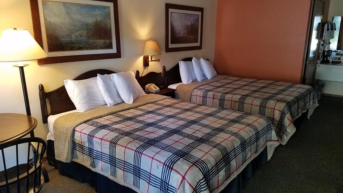 Country Mountain Inn - image 3