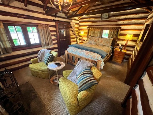 Sherwood Court Cottages - image 34