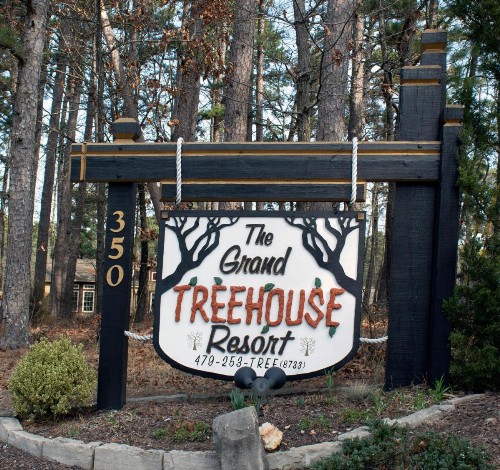 The Grand Treehouse Resort - image 27