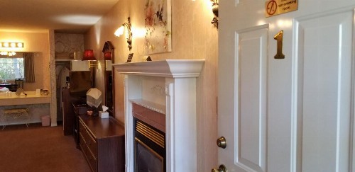 Evening Shade Inn - image 38