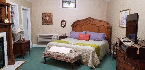 Evening Shade Inn - image 39