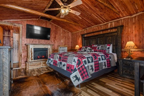 Log Cabin Inn - image 2