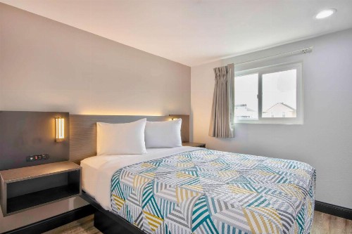 Americas Best Value Inn Eureka - image 14