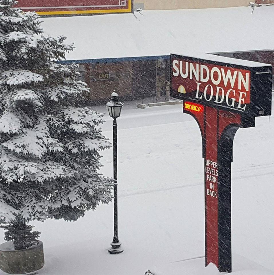 Sundown Lodge - image 2