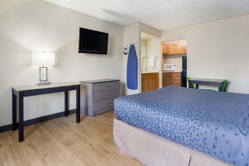 One life studio and suites - image 26