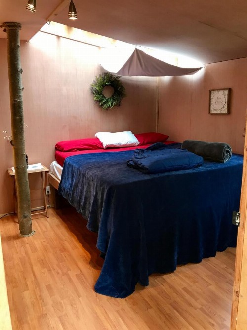 Sven's Basecamp Hostel - image 36