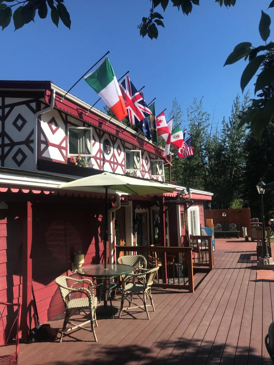 Billie's Backpackers Hostel - main image