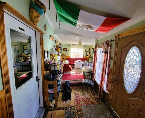 Billie's Backpackers Hostel - image 28
