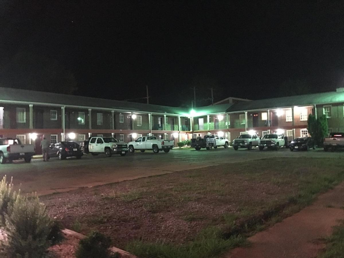 Budget Inn Fairfield - image 4