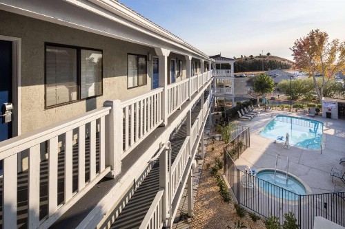 SureStay Hotel by Best Western Fairfield Napa Valley - image 12