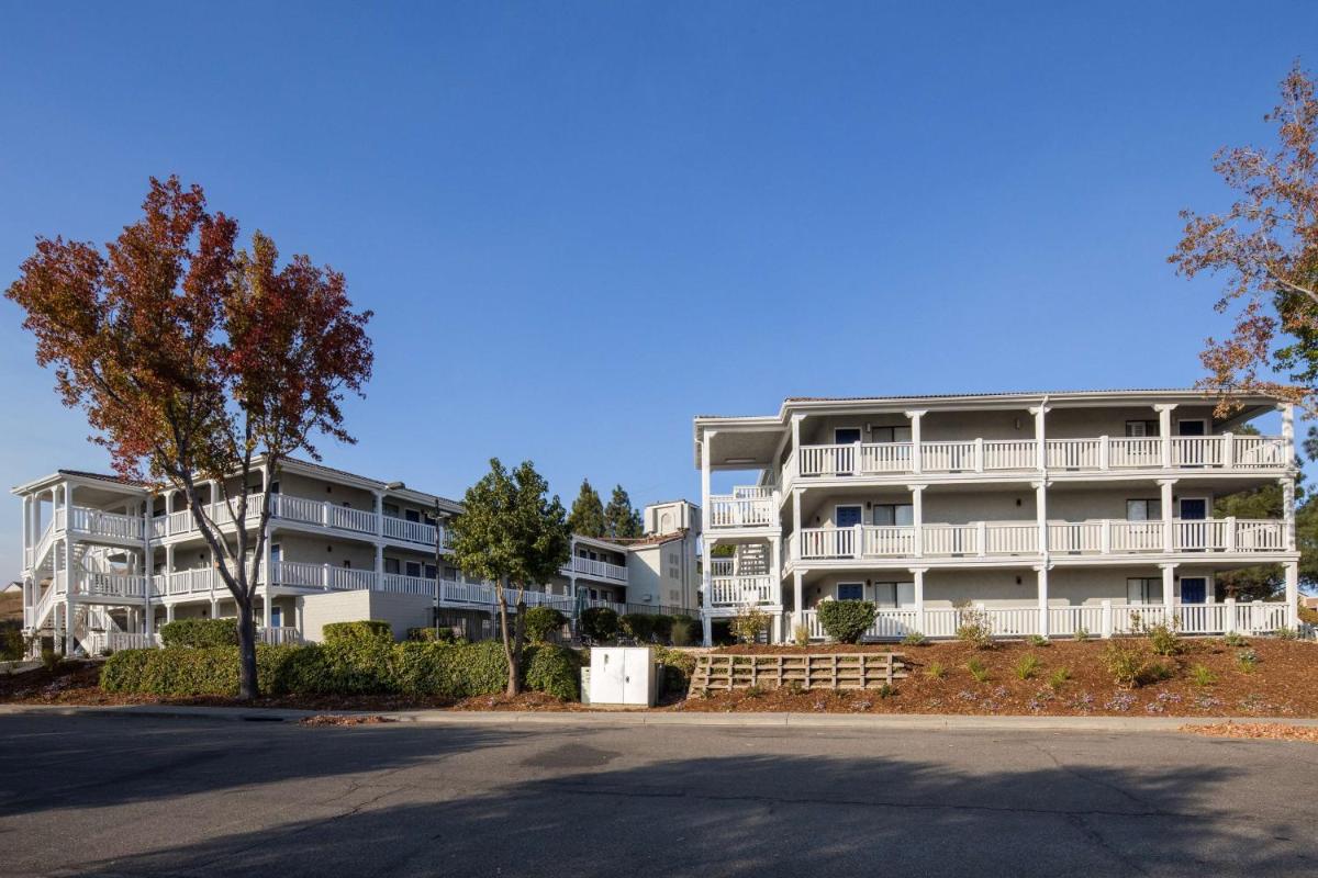SureStay Hotel by Best Western Fairfield Napa Valley - image 6