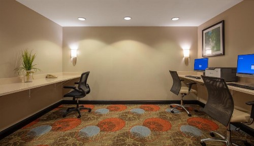 Staybridge Suites Fairfield Napa Valley Area an IHG Hotel - image 33