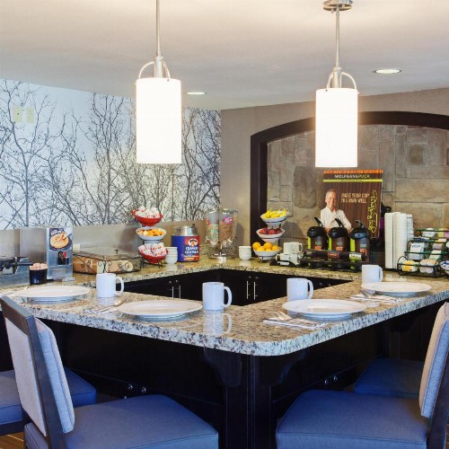 Staybridge Suites Fairfield Napa Valley Area an IHG Hotel - image 6
