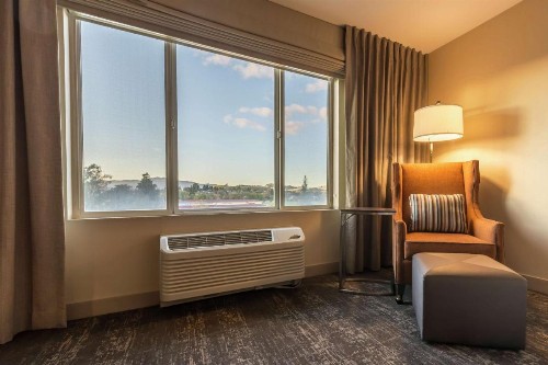 Hilton Garden Inn Fairfield - image 24