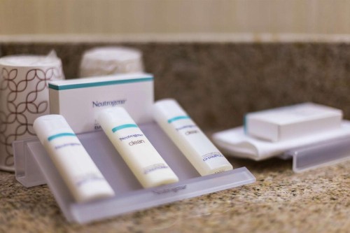Hilton Garden Inn Fairfield - image 26