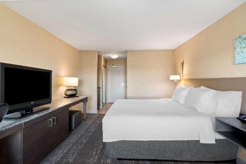 Hilton Garden Inn Fairfield - image 30