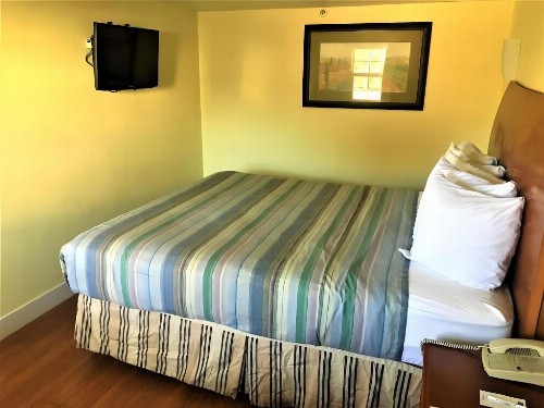 Travelodge by Wyndham Fairfield/Napa Valley - image 9