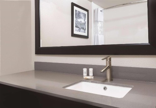 La Quinta by Wyndham Fairfield - Napa Valley - image 17