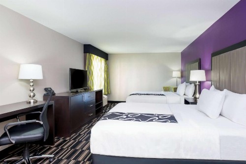 La Quinta by Wyndham Fairfield - Napa Valley - image 2